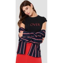 NA-KD T-shirt Lover - Black. Czarne t-shirty damskie NA-KD, z nadrukiem. W wyprzedaży za 51.07 zł.