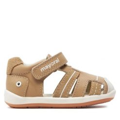 Sandały Mayoral. Brązowe sandały chłopięce Mayoral, bez zapięcia. Za 199.99 zł.