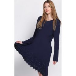 Granatowa Tunika Resourceful. Niebieskie tuniki damskie Born2be. Za 44.99 zł.