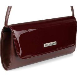 Kopertówka bordowa Beltimore W20. Czerwone kopertówki damskie bez wzorów, z lakierowanej skóry, lakierowane, bez dodatków. Za 76.99 zł.