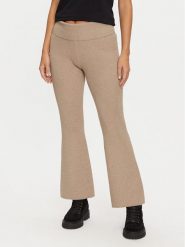 Guess Spodnie materiałowe W4BB53 Z3K92 Beżowy Regular Fit. Brązowe spodnie materiałowe damskie Guess, xs, z aplikacjami, z materiału. Za 249.99 zł.