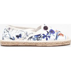 S. Oliver - Espadryle. Białe espadryle damskie marki S.Oliver, z materiału. W wyprzedaży za 79.90 zł.