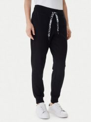 DKNY Sport Spodnie dresowe DP5P3496 Czarny Regular Fit. Czarne spodnie dresowe damskie DKNY Sport, m, bez wzorów, z bawełny. Za 309.99 zł.