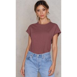 Rut&Circle Klasyczny T-shirt Ellen - Pink. T-shirty damskie marki Rut&Circle. W wyprzedaży za 40.47 zł.