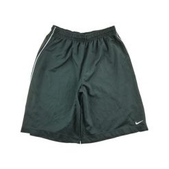 Second life - Męskie czarne szorty - Stan bardzo dobry. Czarne krótkie spodenki sportowe męskie Nike, m, bez wzorów, z materiału, na fitness i siłownię. Za 63.86 zł.