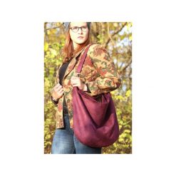 Duża torba worek z zamszu ekologicznego w kolorze śliwkowym. Torby i plecaki dziecięce marki Karolina audycka. Za 184.00 zł.