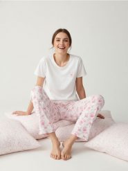 Dwuczęściowa piżama z motywem kokardek i kieliszków - biały. Białe piżamy damskie Sinsay, l, bez wzorów, bez ramiączek. Za 49.99 zł.