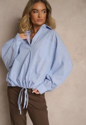Jasnoniebieska Koszula z Bawełny o Kroju Oversize w Prążki ze Ściągaczem w Pasie Neoritia. Niebieskie bluzki damskie Renee, uniwersalny, bez wzorów, z bawełny, biznesowe, bez kołnierzyka, bez ramiączek. Za 119.99 zł.