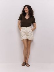 Jeansowe szorty - biały. Białe szorty damskie Reserved, l, bez wzorów, z denimu. Za 159.99 zł.