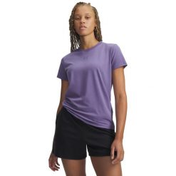 Koszulka Under Armour Ua Rival Core Ss Damskie. Fioletowe koszulki sportowe damskie Under Armour, m, bez wzorów, z bawełny, bez kołnierzyka, bez ramiączek. Za 225.99 zł.