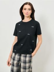Koszulka z haftowanymi napisami - czarny. Czarne t-shirty damskie Sinsay, l, bez wzorów, bez kołnierzyka. Za 25.99 zł.