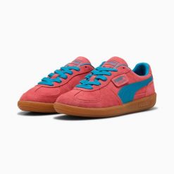 Buty sportowe damskie Puma PALERMO 39646346. Czerwone obuwie sportowe damskie Puma, bez wzorów, z materiału, do piłki nożnej. Za 266.16 zł.