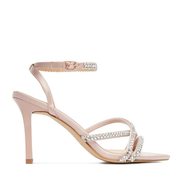Sandały JENNY. Brązowe sandały damskie Jenny, bez wzorów, bez obcasa, na szpilce, bez zapięcia. Za 149.99 zł.