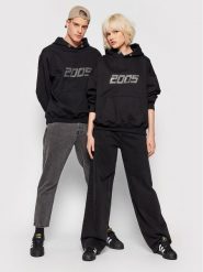 2005 Bluza Unisex Signature Czarny Regular Fit. Czarne bluzy męskie 2005, m, bez wzorów, z bawełny, bez kaptura. Za 249.99 zł.