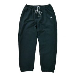 Second life - Męskie czarne spodnie do biegania - Stan bardzo dobry. Czarne spodnie sportowe męskie Champion, m, bez wzorów, do biegania. Za 122.63 zł.