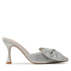 Klapki DeeZee. Brązowe klapki damskie DeeZee, bez wzorów, bez obcasa. Za 149.99 zł.