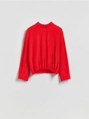 Wiskozowa bluzka - czerwony. Czerwone bluzki damskie Reserved, l, bez wzorów, z wiskozy, bez kołnierzyka, bez ramiączek. Za 129.99 zł.