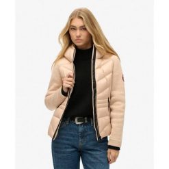 Kurtka hybrydowa z kapturem Storm Knit od SUPERDRY. Brązowe kurtki damskie Superdry., bez wzorów, z kapturem. W wyprzedaży za 496.90 zł.