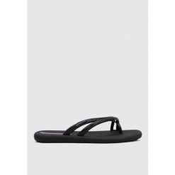 Japonki damskie Ipanema Meu Sol Thon. Czarne klapki damskie Ipanema, bez wzorów, eleganckie, bez obcasa. Za 62.99 zł.