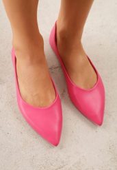 Fuksjowe Eleganckie Eleganckie Balerinki z Noskiem w Szpic Abssis. Czerwone baleriny damskie Born2be, bez wzorów, z jeansu, biznesowe, bez obcasa. Za 59.99 zł.