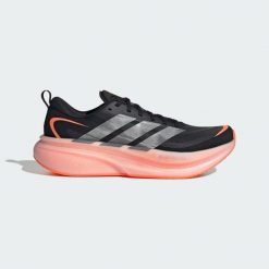 Buty Supernova Glide M Running. Brązowe buty sportowe męskie Adidas, bez zapięcia, do biegania. Za 569.00 zł.