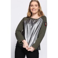 Zielono-Srebrna Bluza Double Clutch. Szare bluzy damskie Born2be, na jesień, uniwersalny, bez wzorów, z dzianiny, bez kaptura. Za 29.99 zł.