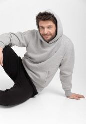Bluza kangurka B-CARO. Szare bluzy męskie Volcano, m, bez wzorów, z bawełny, z kapturem. Za 159.99 zł.