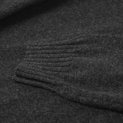 Sweter z kaszmiru Taimen - Czarny. Czarne bluzy męskie TAIMEN, bez wzorów, z kaszmiru, bez kaptura. Za 849.99 zł.