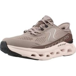 Buty SKECHERS 150510S Brązowy. Brązowe obuwie sportowe damskie Skechers, na fitness i siłownię. Za 448.99 zł.
