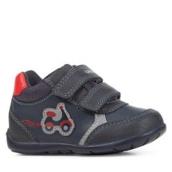 Sneakersy Geox. Niebieskie trampki i tenisówki chłopięce Geox, bez wzorów, bez zapięcia. Za 109.99 zł.