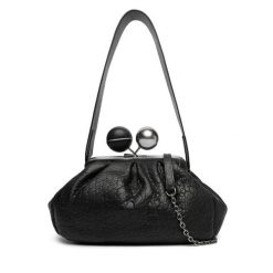 Torebka Weekend Max Mara. Czarne torebki do ręki damskie Weekend Max Mara, bez wzorów, wizytowe, bez dodatków. Za 2,539.00 zł.