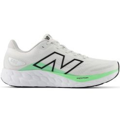 Buty męskie New Balance Fresh Foam 680 v8 M680RH8 – białe. Białe buty sportowe męskie New Balance, z materiału, bez zapięcia, do biegania. Za 499.99 zł.