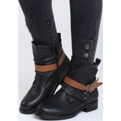 Czarne Buty Sportowe Forever Smiled. Czarne botki damskie Born2be, sportowe. Za 79.99 zł.