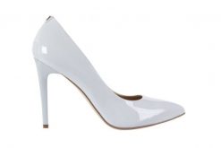 Szpilki Bayla-056 1810-799 Niebieski, Skóra naturalna lakierowana - 38. Niebieskie szpilki damskie Bayla, bez wzorów, z lakierowanej skóry, bez obcasa, bez zapięcia. W wyprzedaży za 179.10 zł.