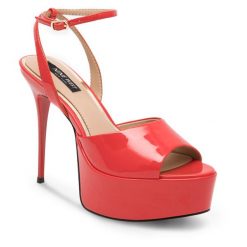 Sandały Nine West. Czerwone klapki damskie Nine West, bez wzorów, bez obcasa, na szpilce, bez zapięcia. Za 149.99 zł.