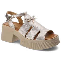 Złote Sandały Maciejka Eleganckie Obuwie Damskie. Żółte klapki damskie Maciejka, z aplikacjami, ze skóry, bez obcasa, na obcasie, bez zapięcia. Za 329.00 zł.