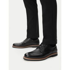 Półbuty Lasocki. Czarne półbuty na co dzień męskie Lasocki, bez zapięcia. Za 249.99 zł.