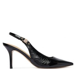 Szpilki Guess. Czarne szpilki damskie Guess, z aplikacjami, bez obcasa, bez zapięcia. Za 634.99 zł.