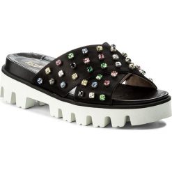 Klapki RED VALENTINO - PQ2S0A21 Nero 0NO 1. Czarne klapki damskie Red Valentino, z materiału. W wyprzedaży za 889.00 zł.