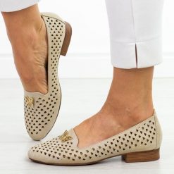 Złote ażurowe półbuty damskie M.Daszyński Sa222-3. Żółte półbuty damskie M.Daszyński, na jesień, z aplikacjami, ze skóry, eleganckie, bez obcasa, na płaskiej podeszwie, bez zapięcia. Za 179.00 zł.