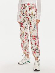 ViCOLO Spodnie materiałowe TB2129 Écru Regular Fit. Spodnie materiałowe damskie ViCOLO, s, bez wzorów, z materiału. Za 499.99 zł.