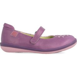 Skórzane baleriny w kolorze fioletowym z paskiem. Baleriny dziewczęce marki Agatha Ruiz de la Prada. W wyprzedaży za 172.95 zł.