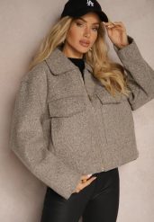 Brązowa Krótka Kurtka o Pudełkowym Kroju z Kołnierzykiem i Kieszeniami Nelilia. Brązowe kurtki damskie Renee, l, bez wzorów, z jeansu, bez kaptura. Za 169.99 zł.