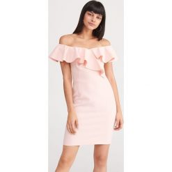 Sukienka z odkrytymi ramionami - Beżowy. Sukienki damskie marki Reserved. Za 139.99 zł.