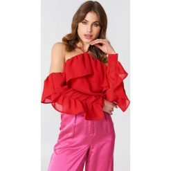 NA-KD Boho Bluzka z falbanką na rękawach - Red. Bluzki damskie marki NA-KD Boho. W wyprzedaży za 30.47 zł.