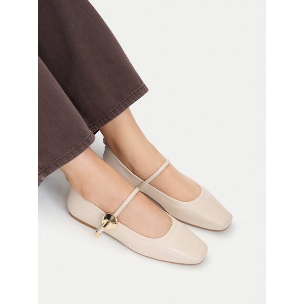 Baleriny MEXX. Brązowe baleriny damskie Mexx, bez wzorów, bez obcasa. Za 269.99 zł.