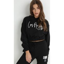 Czarna Bluza Krótka z Kapturem Lamaara. Czarne bluzy damskie Born2be, l, bez wzorów, z bawełny, z kapturem. Za 89.99 zł.