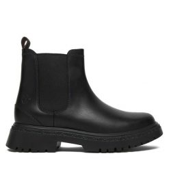 Sztyblety Timberland. Czarne botki damskie Timberland, bez obcasa, na płaskiej podeszwie, bez zapięcia. Za 779.99 zł.