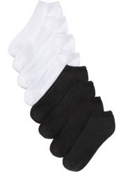 Skarpety do sneakersów z bawełny organicznej (8 par). Czarne skarpety damskie bonprix, bez wzorów, z bawełny. Za 52.99 zł.