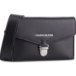 Torebka CALVIN KLEIN JEANS - Sculpted Envelope Sling K60K605238 001. Listonoszki damskie marki Calvin Klein Jeans. Za 399.00 zł.